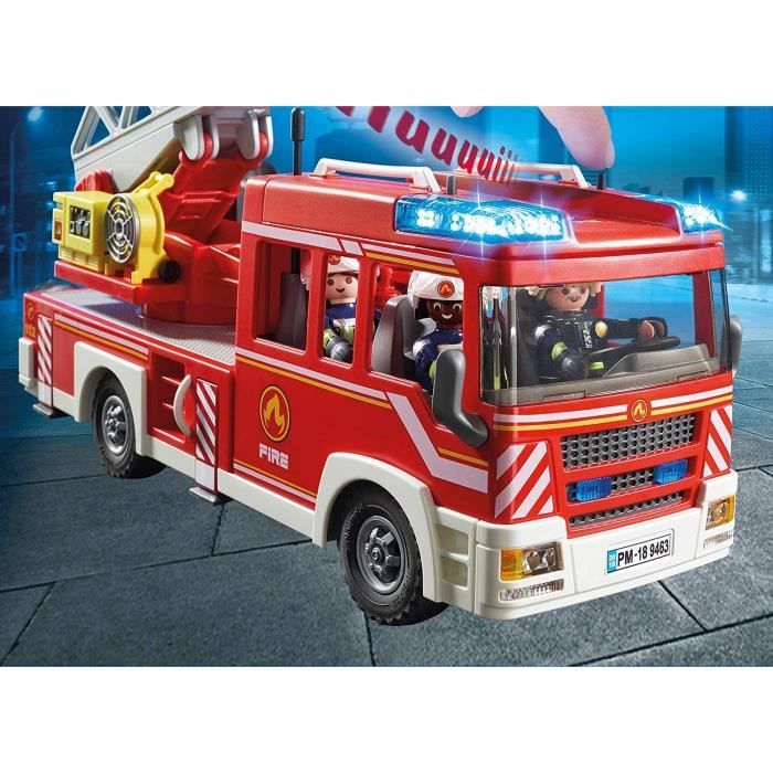 PLAYMOBIL 9463 - City Action - Fire Truck with Swivel Ladder - New in 2019