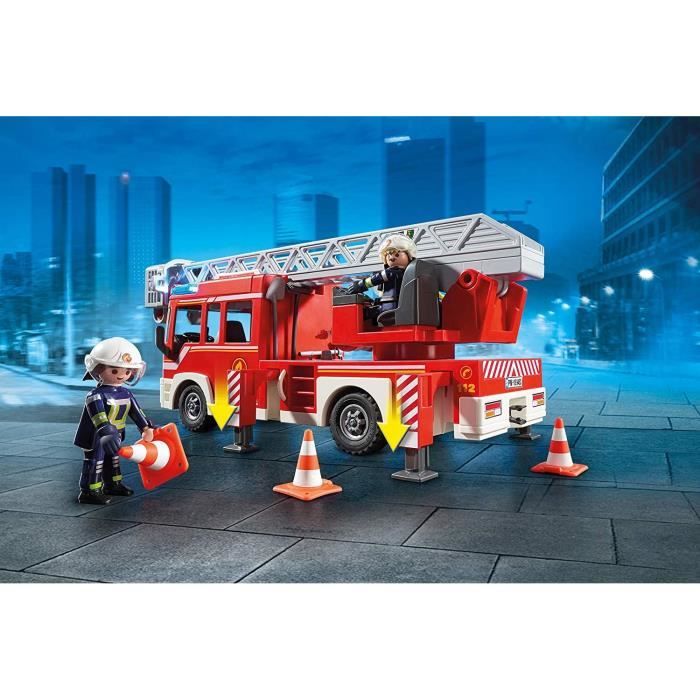 PLAYMOBIL 9463 - City Action - Fire Truck with Swivel Ladder - New in 2019