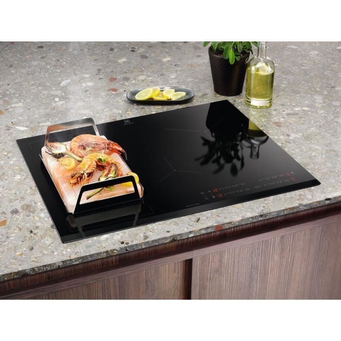 ELECTROLUX EIV734 - Induction hob - 4 cooking zones - 7350 W - 15 power positions - Black