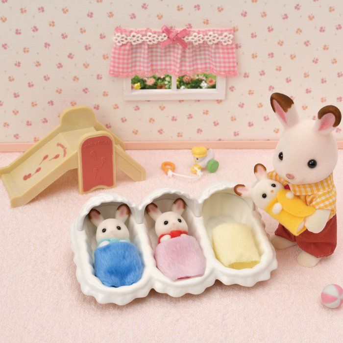 SYLVANIAN FAMILIES Chocolate bunny triplets and childcare accessories For Children