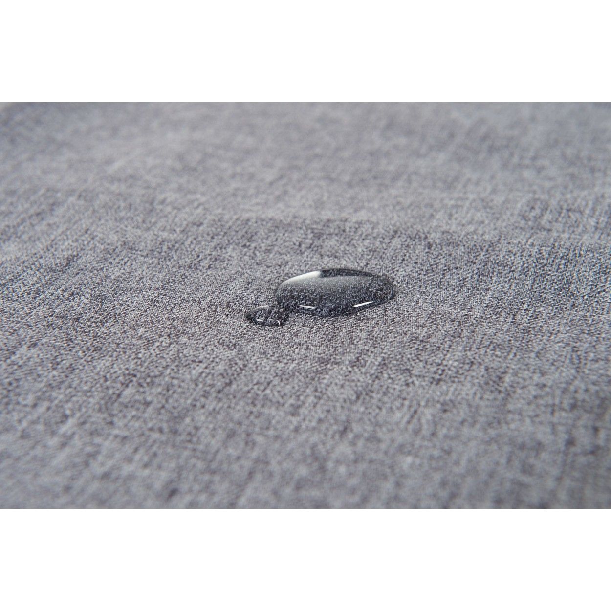 TINEO Seat protection - Large protective surface - Storage net - Water-repellent material easy to clean with a sponge