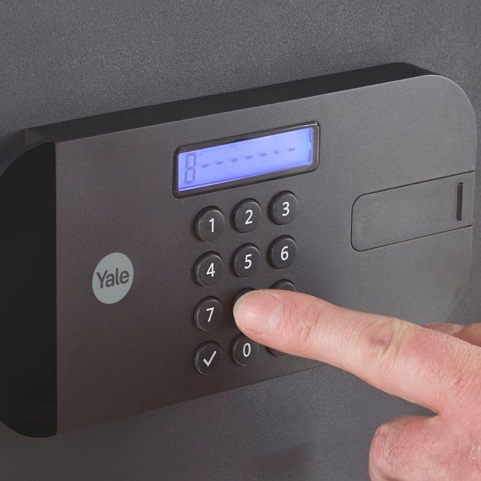 YALE -YSEB/250/EB1 - Security safe - electronic lock - domestic format H.25 x W.35 x D.30 cm (20 -5 L)