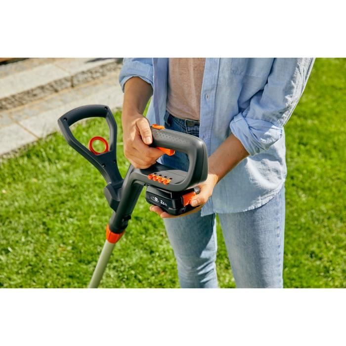 Gardena battery -to -battery cutter - EasyCUT 23/ 18V P4A - 18V - 23 cm (delivered with battery 2.0 AH + charger)