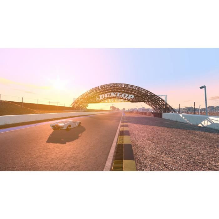 Hot Lap Racing - Nintendo Switch Game