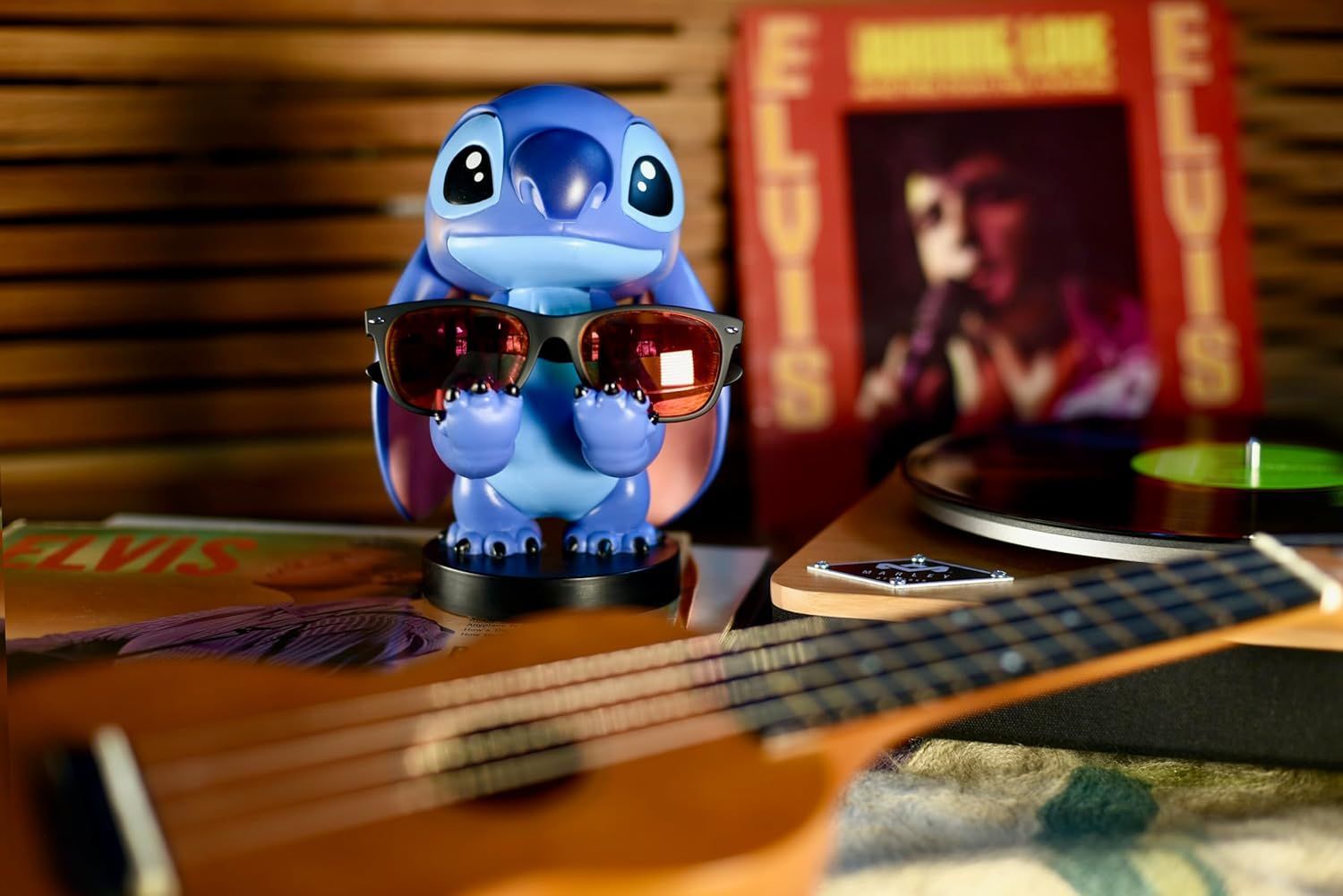 Support & Charger figure for Controller and Smartphone - EXQUISITE GAMING - STITCH
