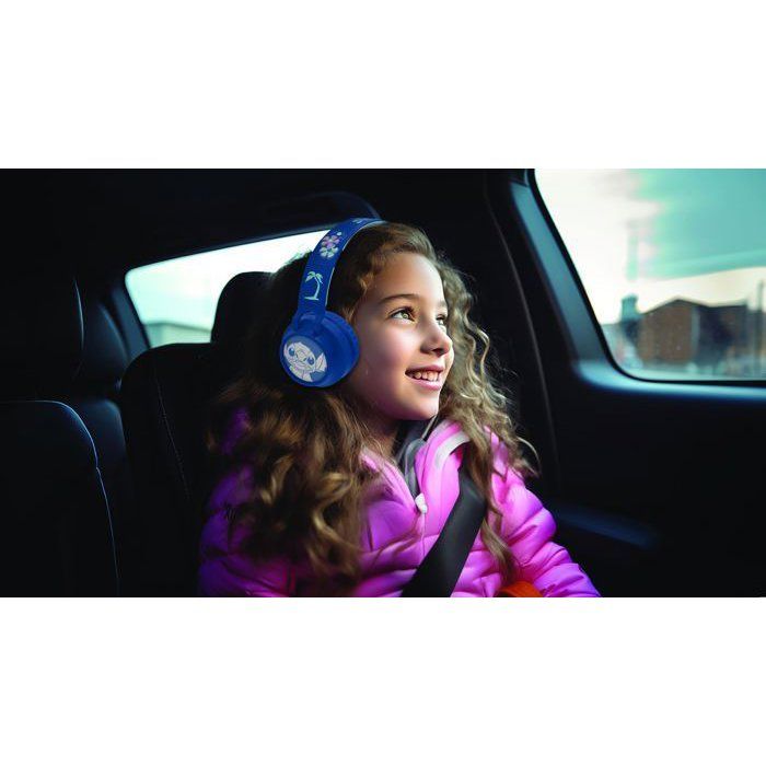 Foldable Bluetooth and wired light-up headphones with 3D design from the world of Stitch with volume limitation