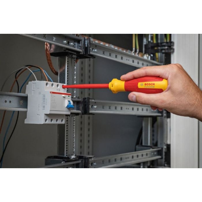 AAAKE93041