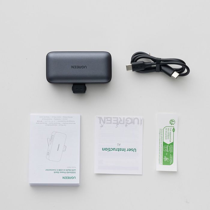 Portable Power Bank - UGREEN - 5,000 mAh - USB-C Connector - With Stand - Black