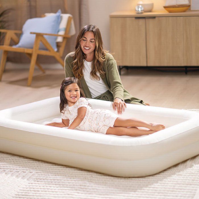 INTEX Star-Printed Children's Travel Mattress - 66811NP - 1.68 x 1.07 x 0.25 m - Single - Indoor - Ages 3 to 6
