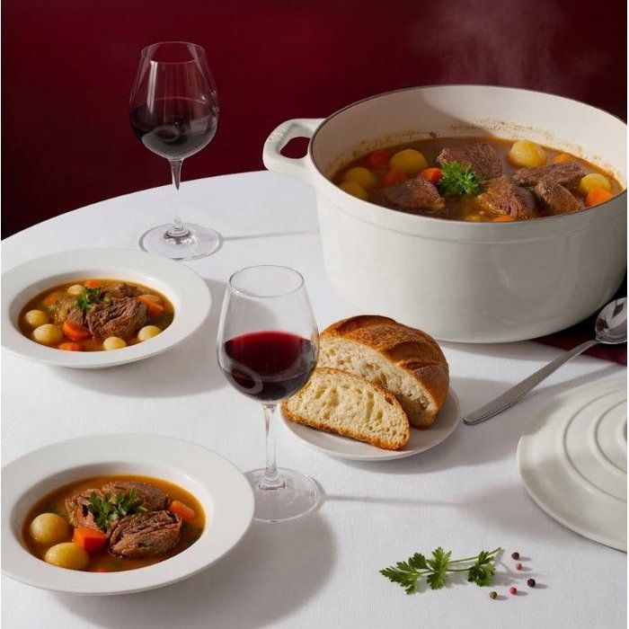 Enameled Cast Iron Casserole - LA FONDERIE 1890 - IENA25 - Suitable for all stovetops, including induction - Enameled finish - Even cooking