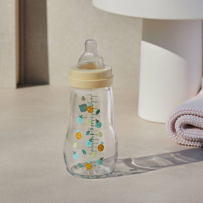 MAM Glass Bottle - 260ml - 0 to 6 months - Teat Flow 2 - White