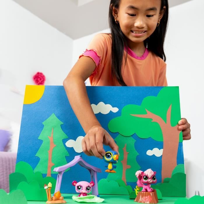 Pack a theme 3 Pets - BANDAI - Littlest Pet Shop Camping - Animals and accessories