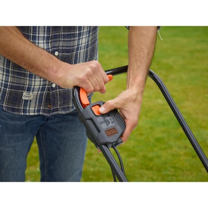 BLACK & DECKER Mower 32cm 1200W BEMW451