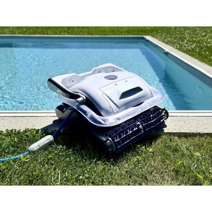 PRESTO LED Pool Cleaner Robot from BESTWAY