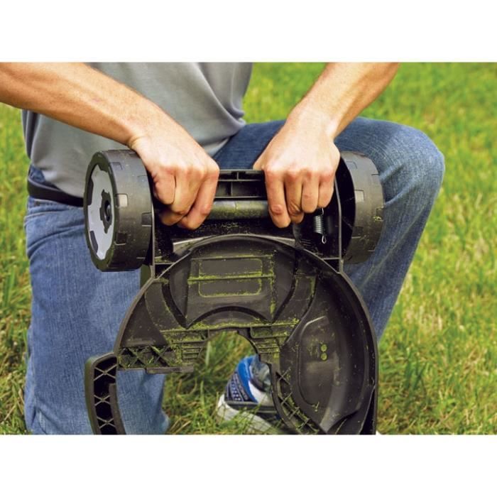 BLACK & DECKER 4-wheel mower deck 28-30cm CM100