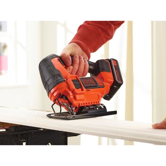 Black+Decker Wireless Sauty Scope 18 V BDCJS18N-XJ with 1 18W wood blade, delivered without battery