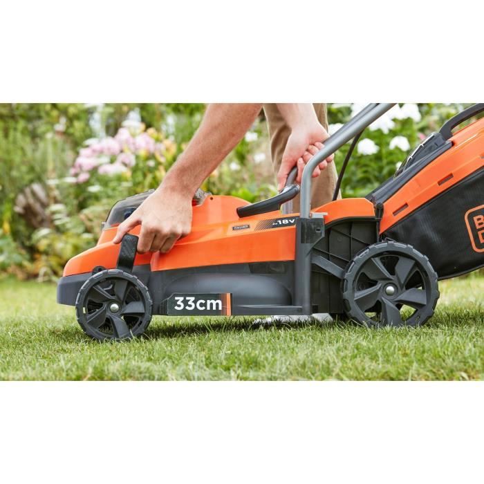 BLACK & DECKER Cordless lawn mower 33cm LITHIUM 18V - 2,5Ah - BCMW3318N-XJ (without battery)