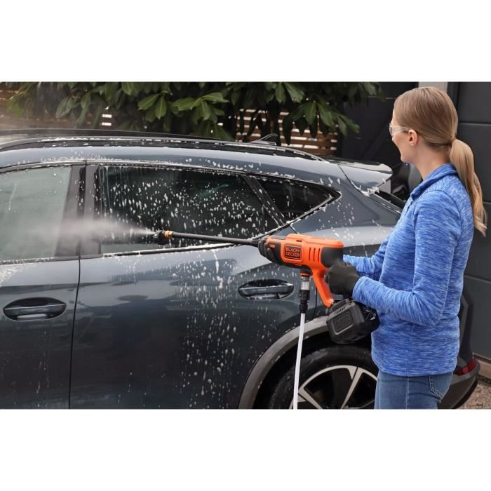 BLACK + DECKER BCPC18D1-QW 18 V LITHIUM Cordless 24 Bar Pressure Washer - 2 Ah