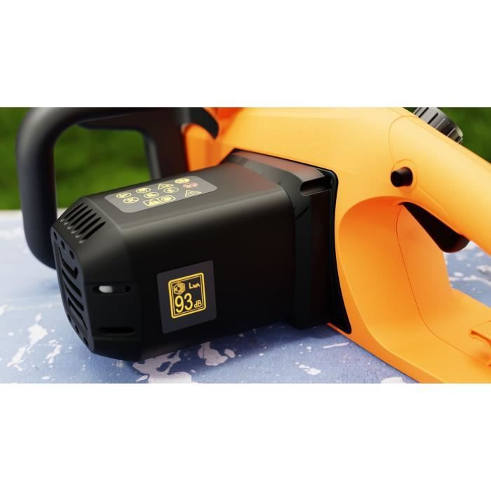 Corded Chainsaw - BLACK+DECKER - BECS2040-QS - 2000 W - 40 cm - Tool-free chain tensioner