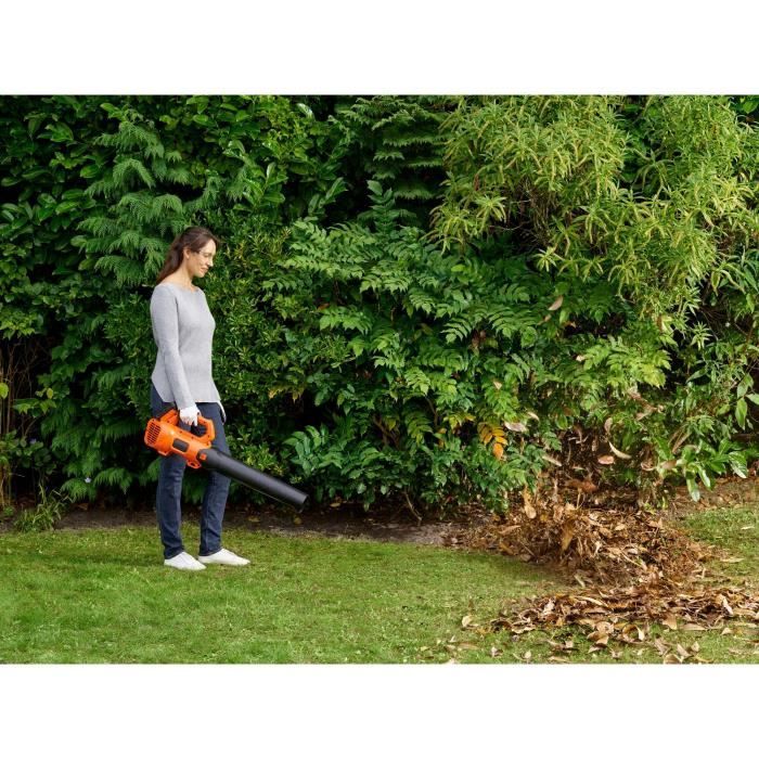 Black+Decker Axial Wireless Suffering 18V BCBL200L-QW delivered with 2 Ah battery and charger