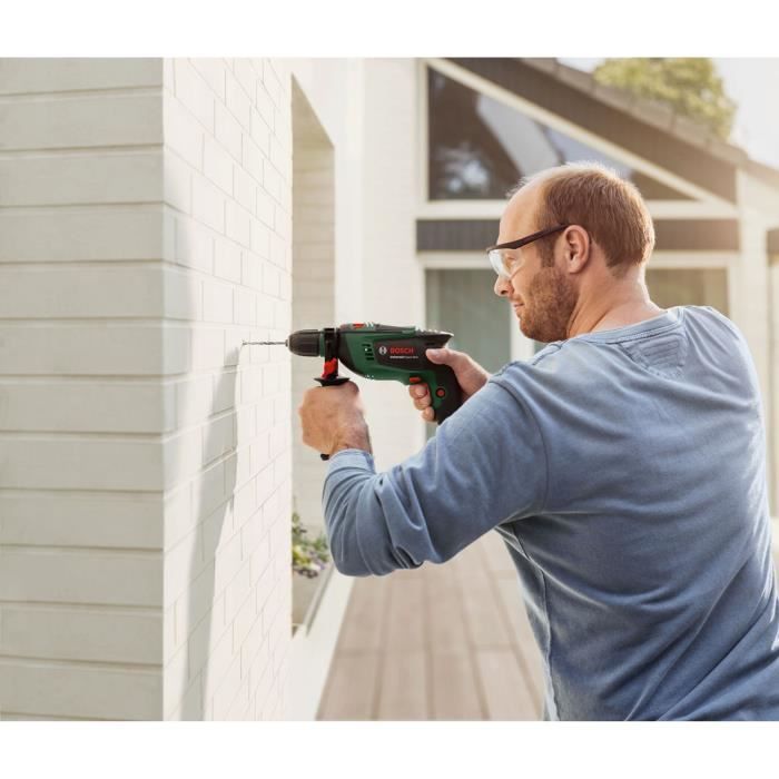 Bosch wired percussion drill - Universalimppact 800 (800W, 14mm concrete, 30mm wood, delivered with accessories)