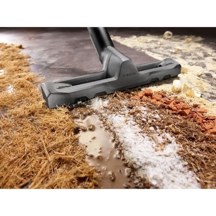 Bosch water vacuum cleaner - Universalvac 15 (delivered in a box with a set of accessories)