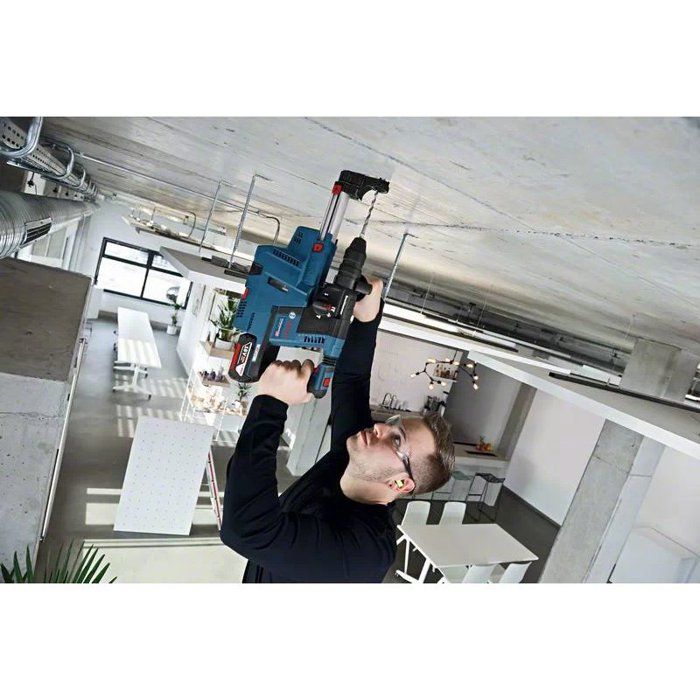 Bosch Professional GBH 18V-26F SDS Plus Hammer Drill, with 2 ProCore 5.5Ah Batteries, Charger, in L-Boxx - 061191000F