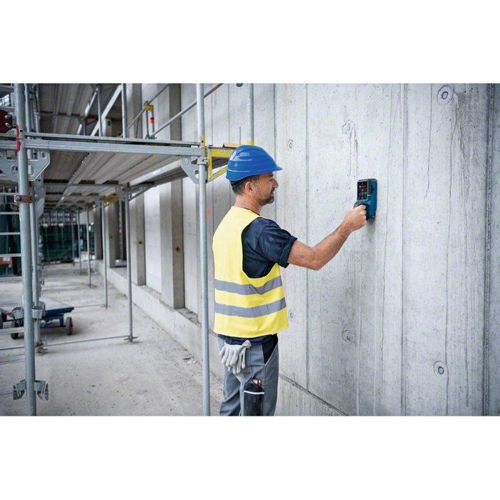 Bosch Professional D-Tect 200 C wall detector with 1 x 12V 2.0Ah battery, charger, USB-C cable, wrist strap, in L-Boxx - 0601081601