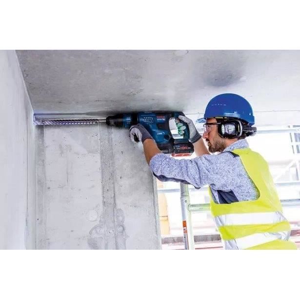 SDS Max GBH 18V-36 C cordless rotary hammer delivered in solo version, standard BOSCH box