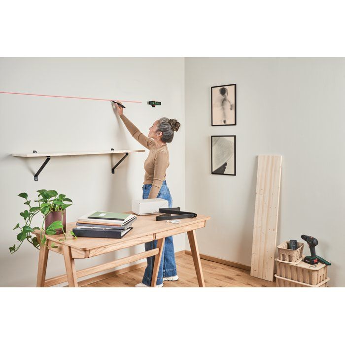 BOSCH Line Lasers - UniversalWallLevel - Includes manual + 2 x 1.5V AA batteries