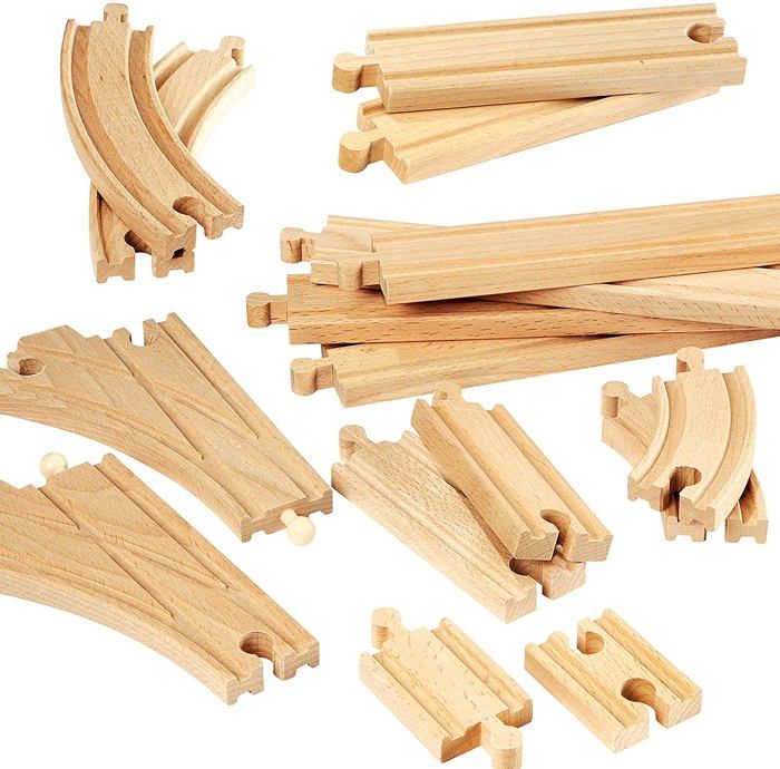 BRIO World - 33402 - Intermediate Evolution Set -16 Rails