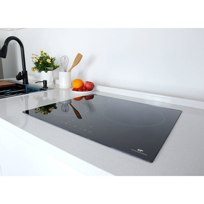 CONTINENTAL EDISON Induction Cooktop - CETI3B282 - 3 zones, 6680W - 3 boost functions - 3 timers - black