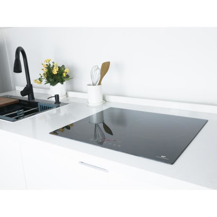 CONTINENTAL EDISON CETI3B28 induction hob 3 zones, 6600W - 3 boosters - 3 timers - black