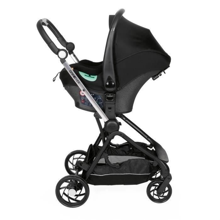 Car seat and carrycot adapters for CHICCO One4Ever stroller