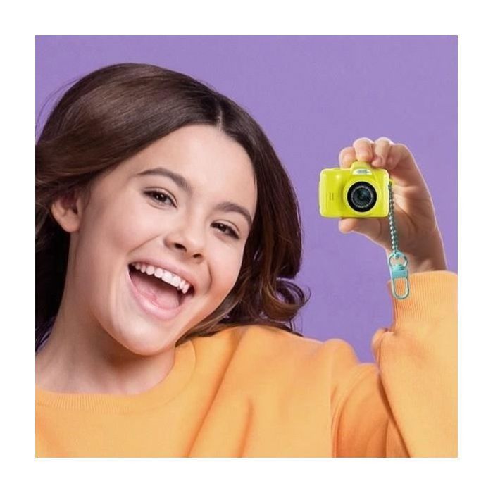 Canal Toys  Photo Creator  Mini Cam' Digital Photo and Video Camera  Pro - with Keychain and 1GB SD Card Included  CLK 062