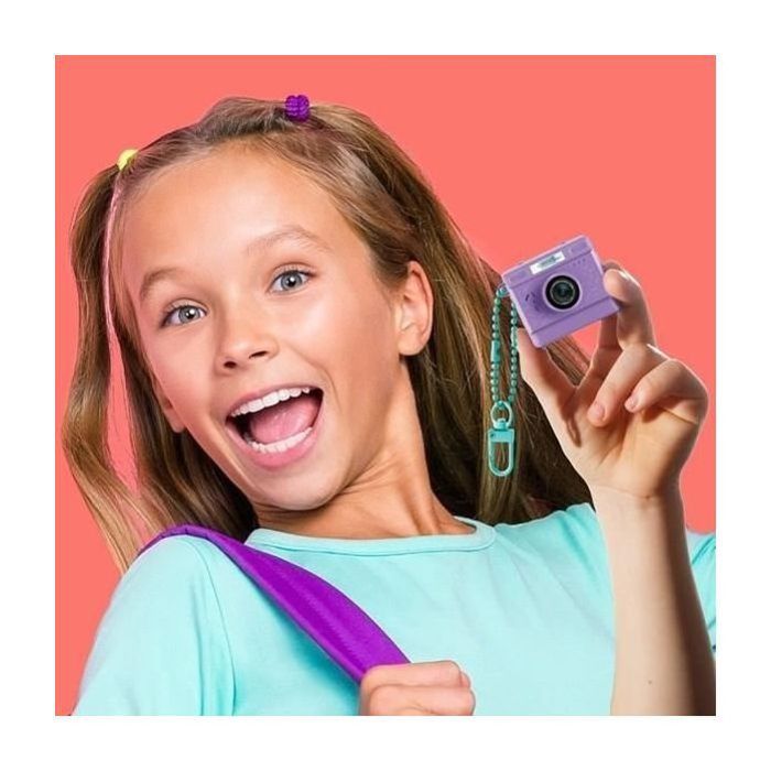 Canal Toys  Photo Creator  Mini Cam' Digital Photo and Video Camera  Vintage - with Keychain and 1GB SD Card Included  CLK 06