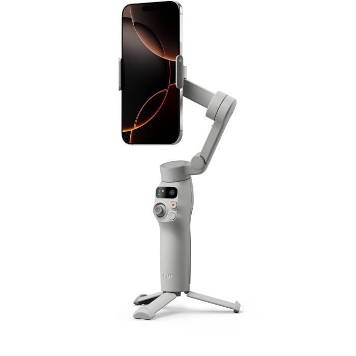 Smartphone stabilizer - DJI - Osmo Mobile 7 - Lightweight and portable