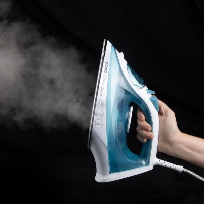Steam iron - DOMO - DO7060S CeraGliss - 2400 W - 40 g/min - 320 ml - Blue / White