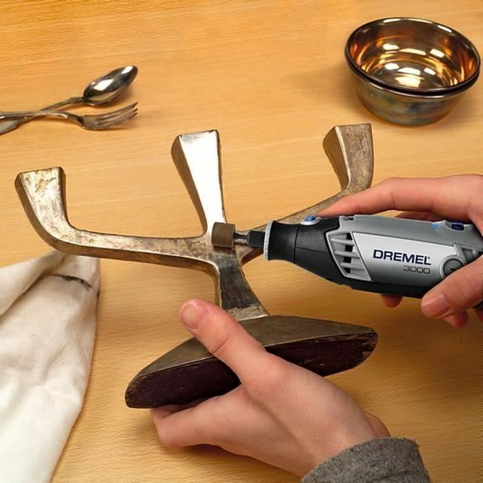 Dremel 3000 multifunction rotary tool (130 W, delivered in a box with 1 bag and 15 accessories)