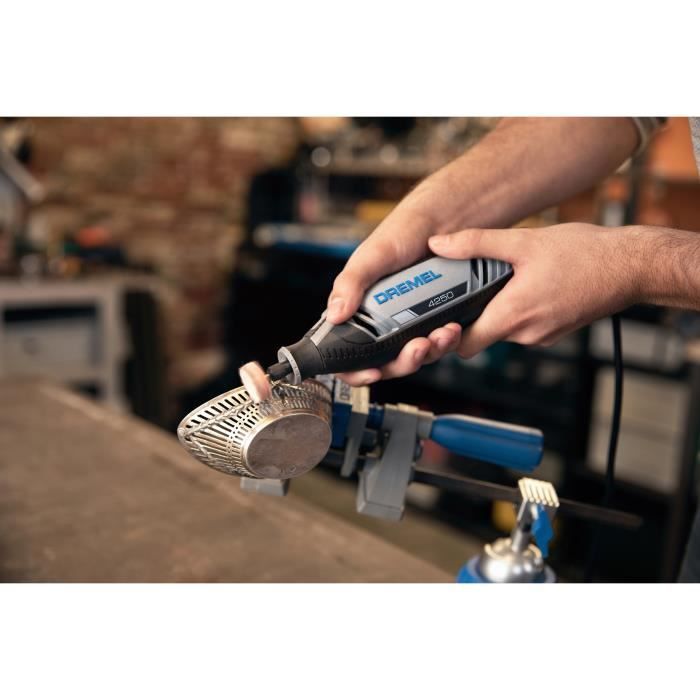 Multifunction tool 175W Dremel 4250-3/45 (delivered with 45 accessories + 3 adaptations)