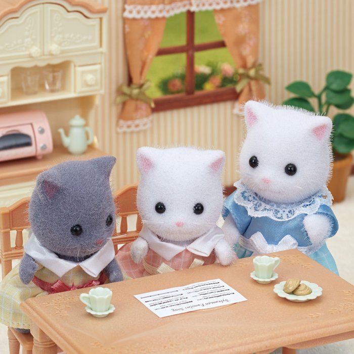 Sylvanian Families - The Persian Cat Family