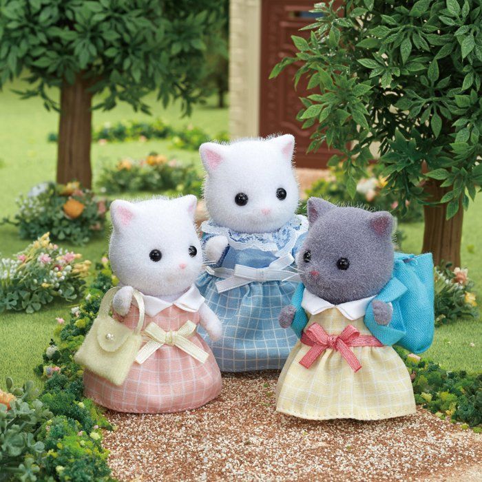 Sylvanian Families - The Persian Cat Family