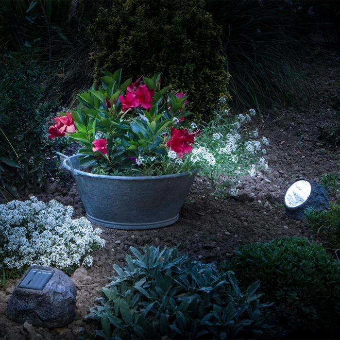 GALIX Solar Polyresin Spot: Rock