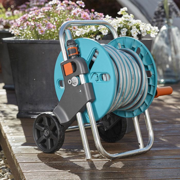 Gardena Sleaks Size S wheels Size S-Delivered with 20m Ø 13mm hose and watering lance-5 years warranty (18502-50)