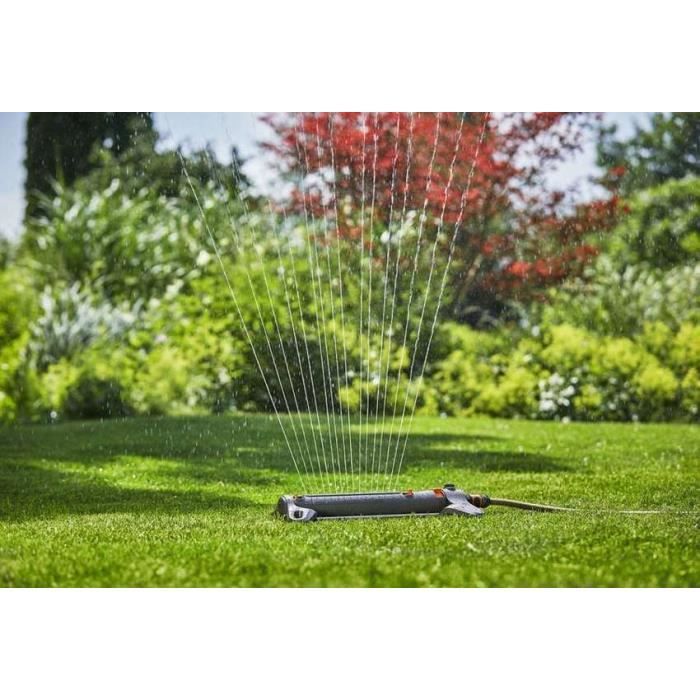 GARDENA AquaZoom L | Oscillating sprinkler for surfaces from 28 to 350m²