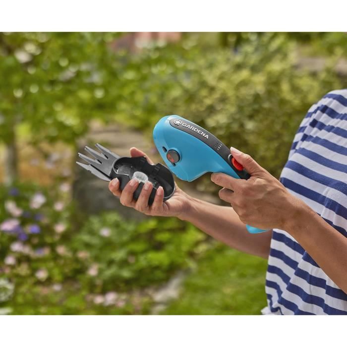 Kit Cisail A Classiccut Li + Telescopic handle + wheels- 3.6v/2.5 Ah- Protection of blades USB-C- 9886-20