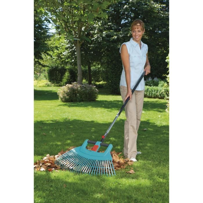 Gardena Garde A Gazon 2 in 1 XXL 77cm Combisystem - Reinforced plastic - 32 teeth - Grass rating - 25 years warranty (3107-20)
