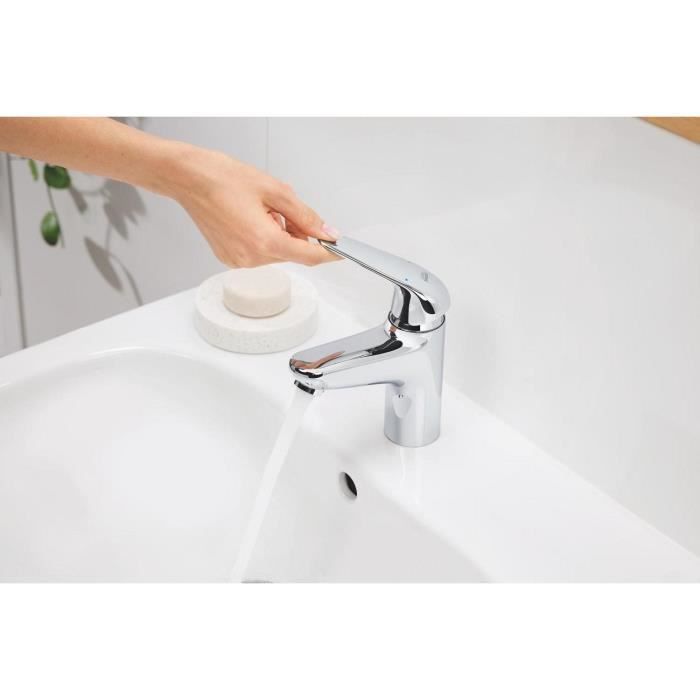 Single-fluid hand wash faucet - GROHE Swift - 20617001 - Chrome - Size XS - Water saving