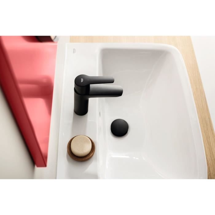 GROHE Start single lever basin mixer - Matt black - Size S - Water saving