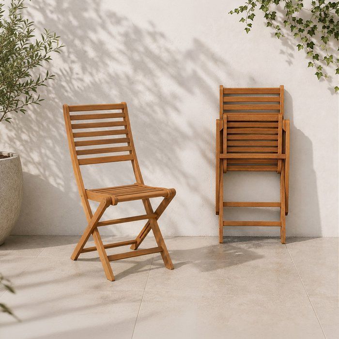 Set of 2 folding garden chairs in FSC eucalyptus - 57 x 46.5 x 90 cm